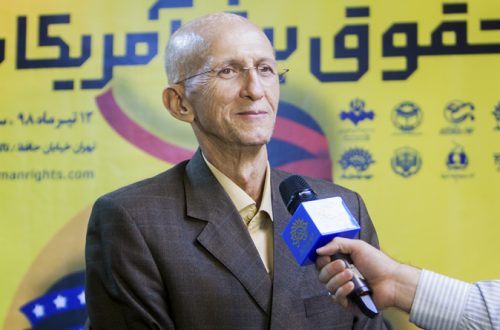 نوباوه در مراسم اختتامیه چهارمین همایش بین المللی و جایزه ملی حقوق بشر آمریکایی: زبان هنر، لسانی نافذ و ماندگار بر افکار عمومی جهان است
